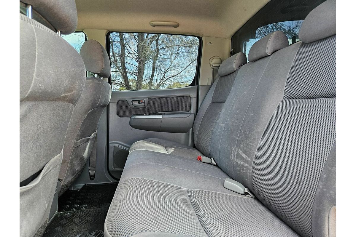 2011 Toyota Hilux SR5 (4x4) GGN25R MY11 Upgrade 4X4