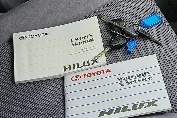 2011 Toyota Hilux SR5 (4x4) GGN25R MY11 Upgrade 4X4