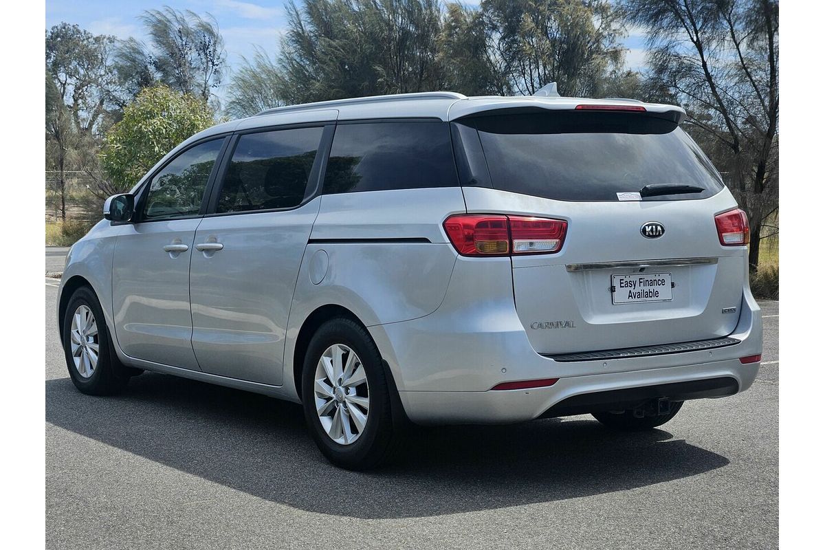 2015 Kia Carnival SI YP MY15
