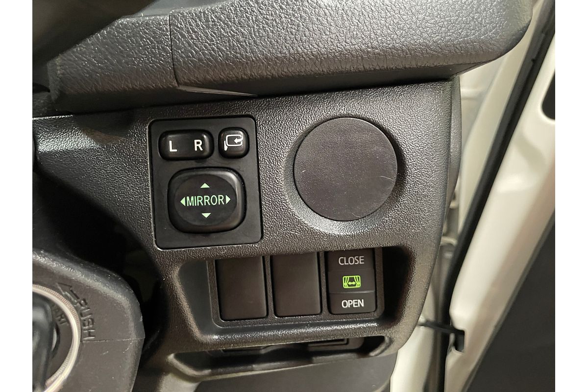 2014 Toyota Hiace  TRH226S