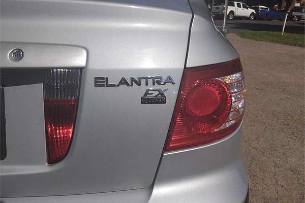 2005 Hyundai Elantra Elite XD