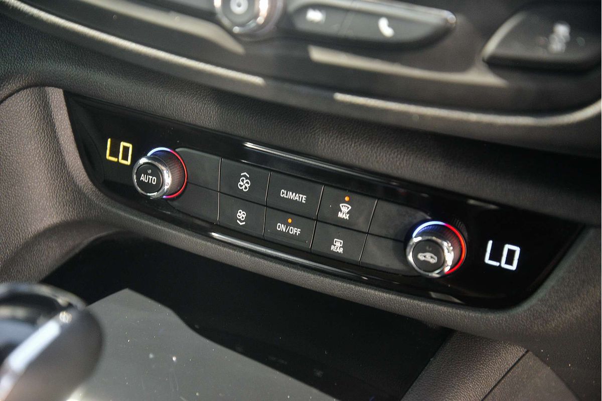 2018 Holden Commodore LT ZB