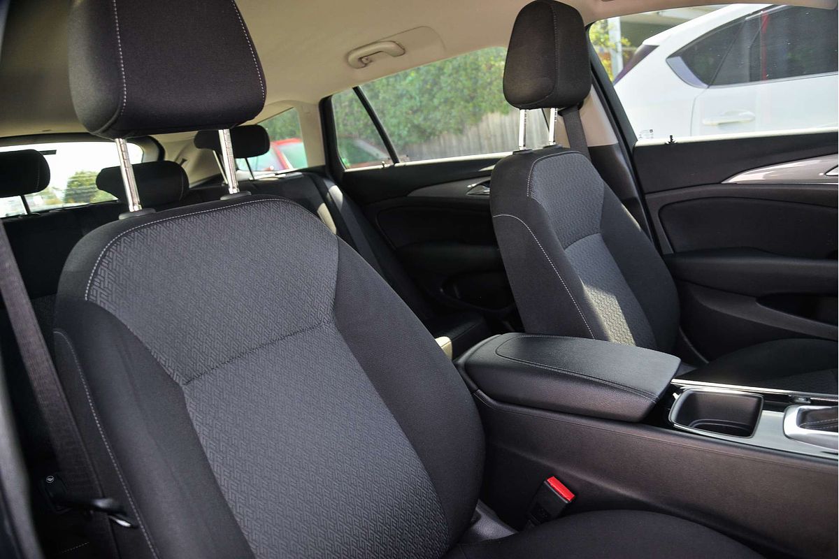 2018 Holden Commodore LT ZB