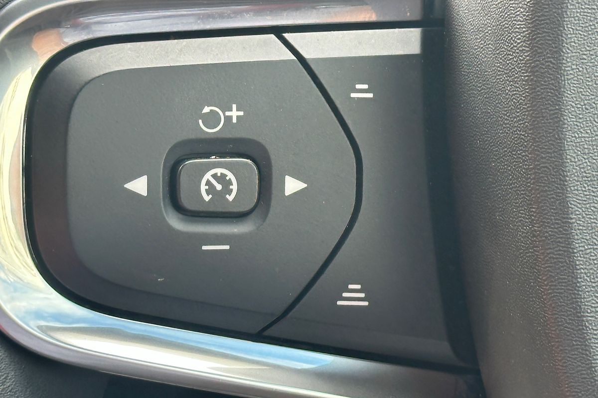 2021 Volvo XC40 T4 Inscription
