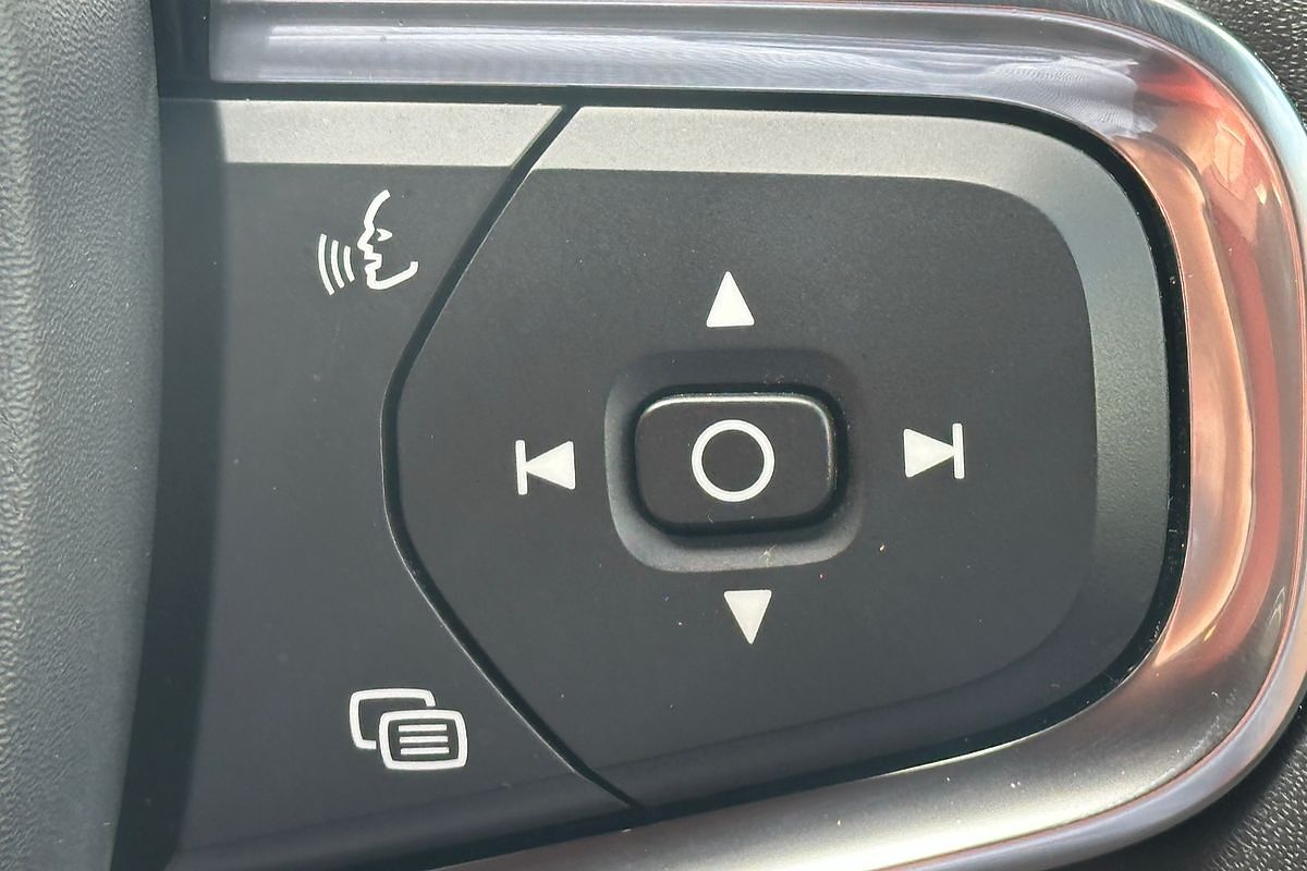 2021 Volvo XC40 T4 Inscription
