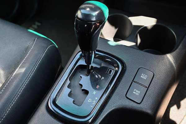 2018 Toyota Hilux Rogue GUN126R 4X4