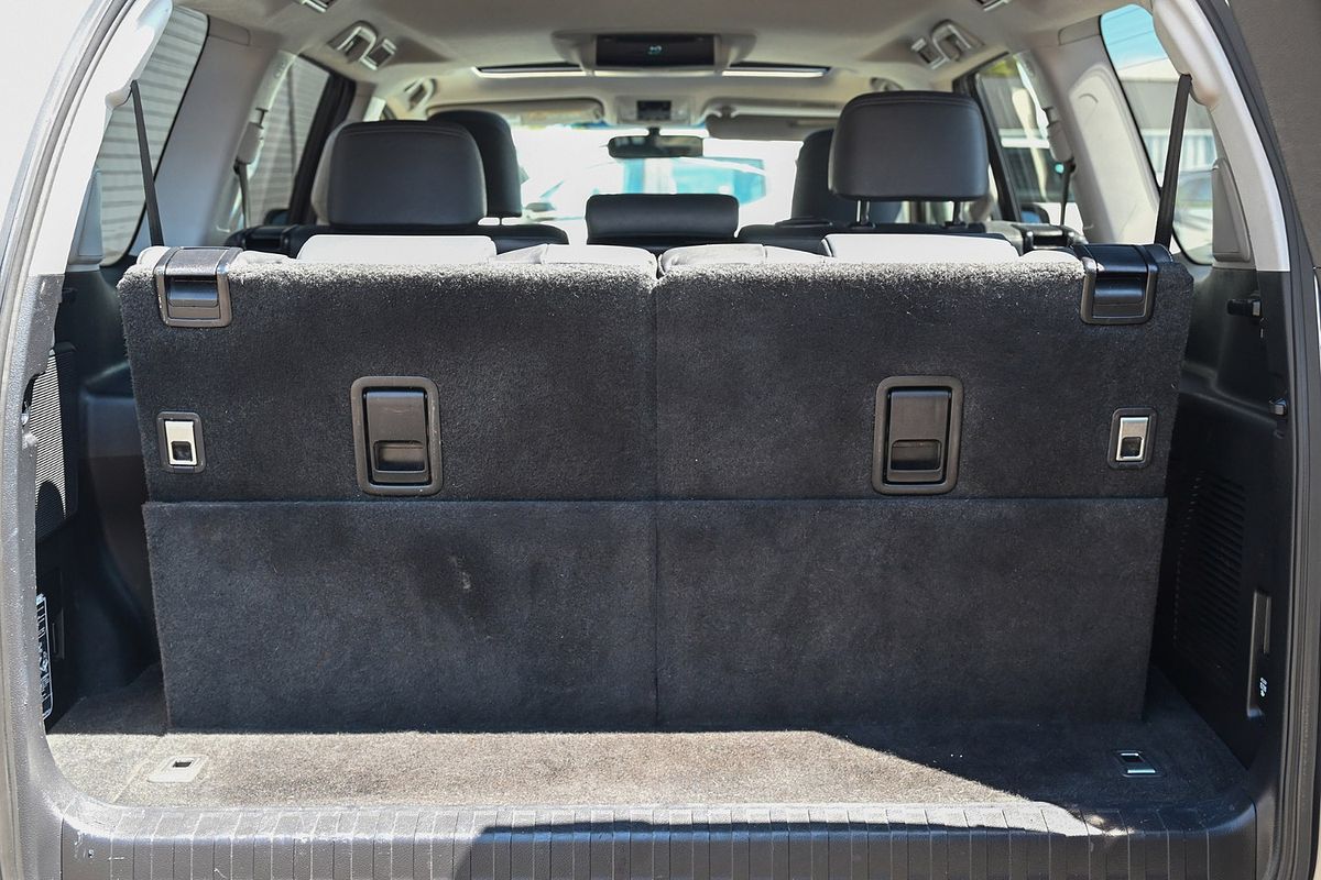 2017 Toyota Landcruiser Prado Altitude GDJ150R