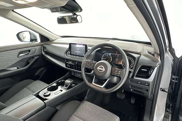 2024 Nissan X-TRAIL ST T33