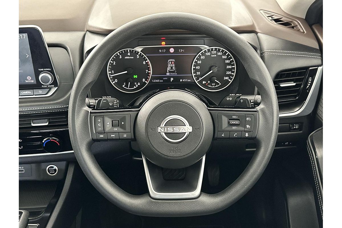 2024 Nissan X-TRAIL ST T33