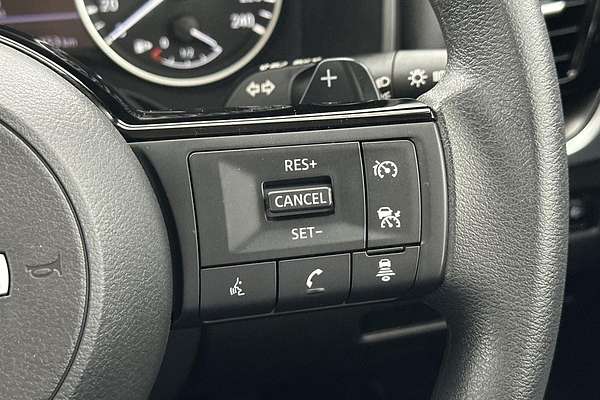 2024 Nissan X-TRAIL ST T33