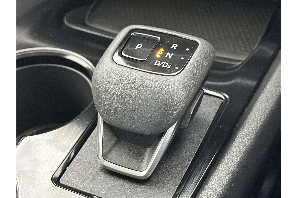 2024 Nissan X-TRAIL ST T33