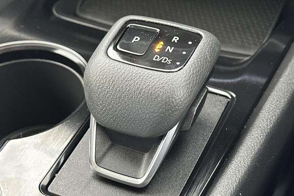 2024 Nissan X-TRAIL ST T33