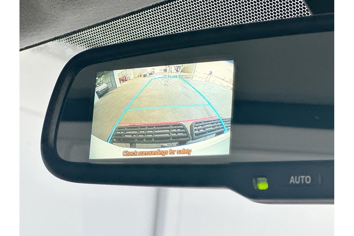 2016 Toyota Hiace KDH201R LWB