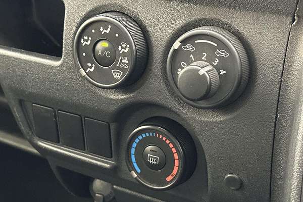 2016 Toyota Hiace KDH201R LWB