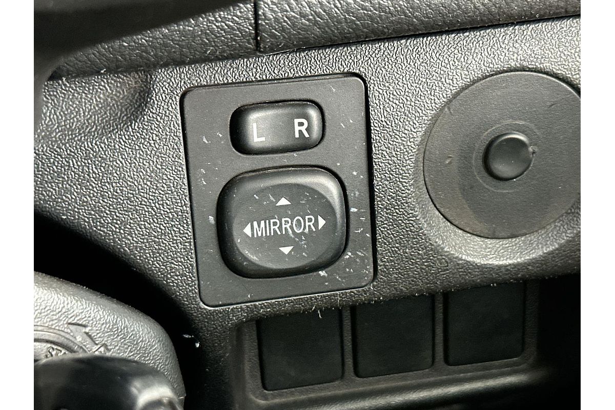 2016 Toyota Hiace KDH201R LWB