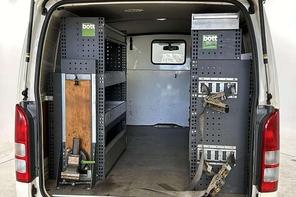 2016 Toyota Hiace KDH201R LWB