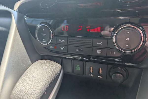 2024 Mitsubishi Eclipse Cross ES YB