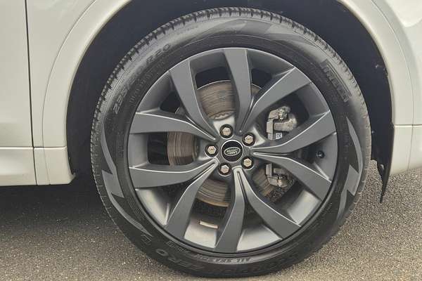 2022 Land Rover Discovery Sport P250 R-Dynamic SE L550