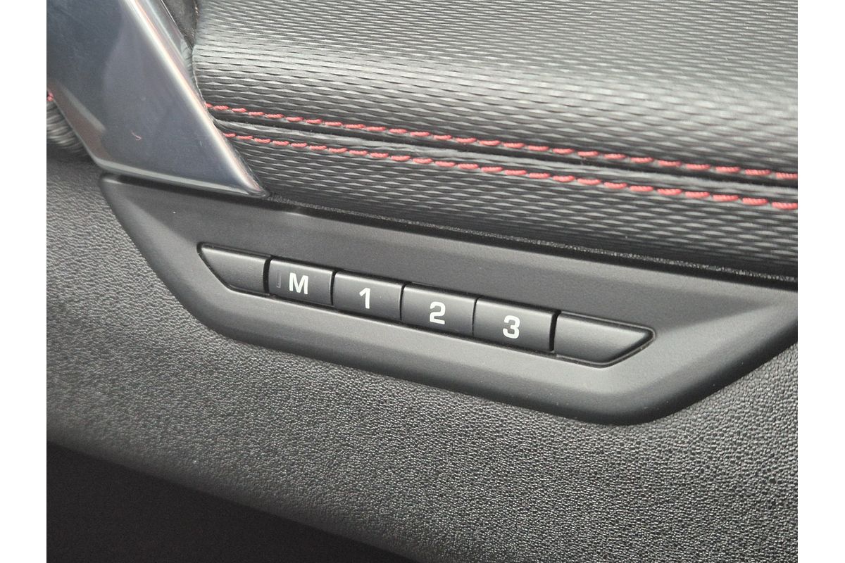 2022 Land Rover Discovery Sport P250 R-Dynamic SE L550