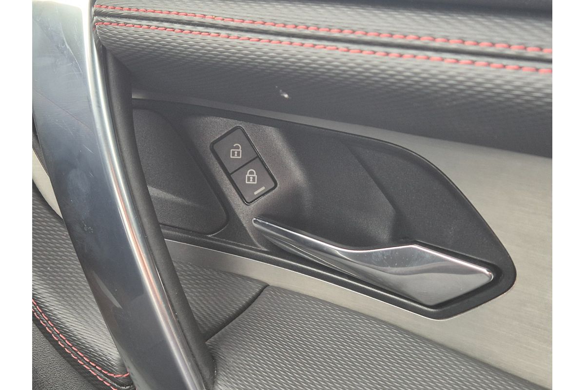 2022 Land Rover Discovery Sport P250 R-Dynamic SE L550