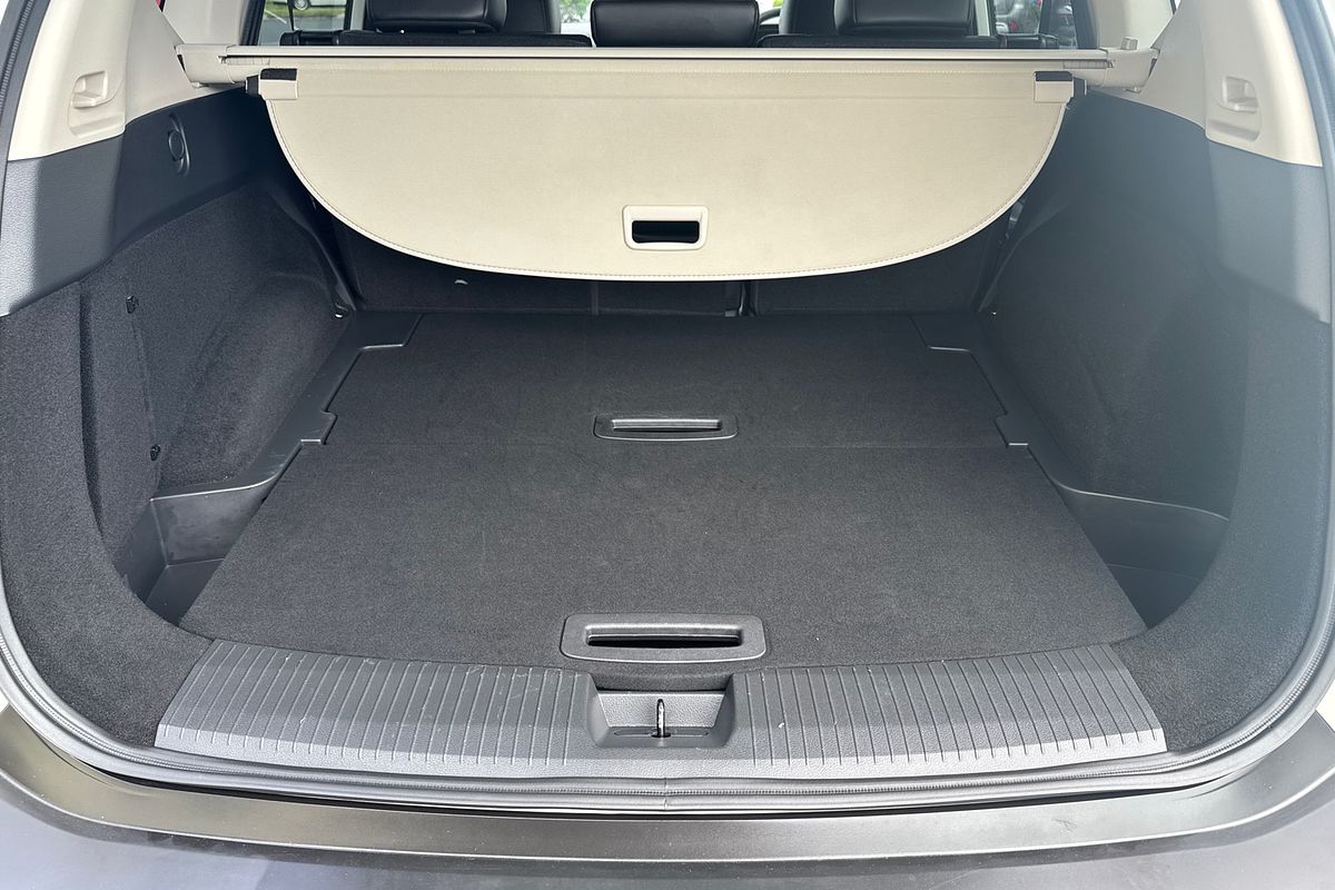 2022 Nissan X-TRAIL ST-L T32