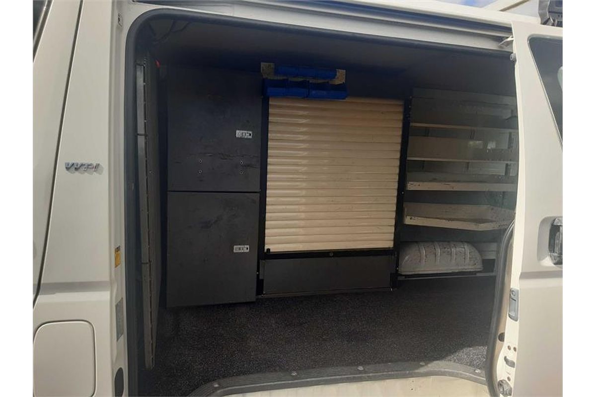 2007 Toyota HIACE LWB TRH201R MY07