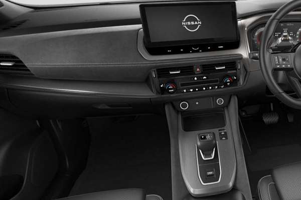 2025 Nissan QASHQAI ST-L J12