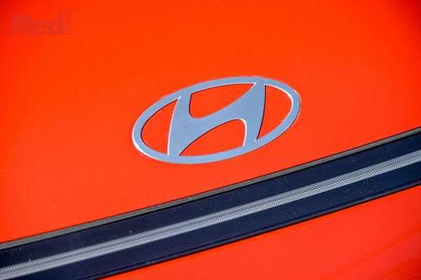 2025 Hyundai Kona Premium N Line SX2.V2