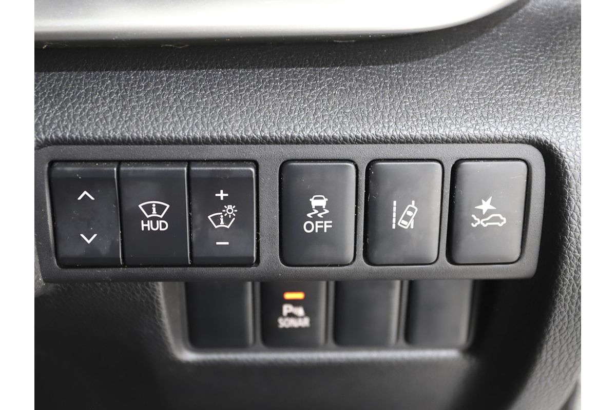 2018 MITSUBISHI ECLIPSE CROSS EXCEED (2WD)  4D WAGON T4 