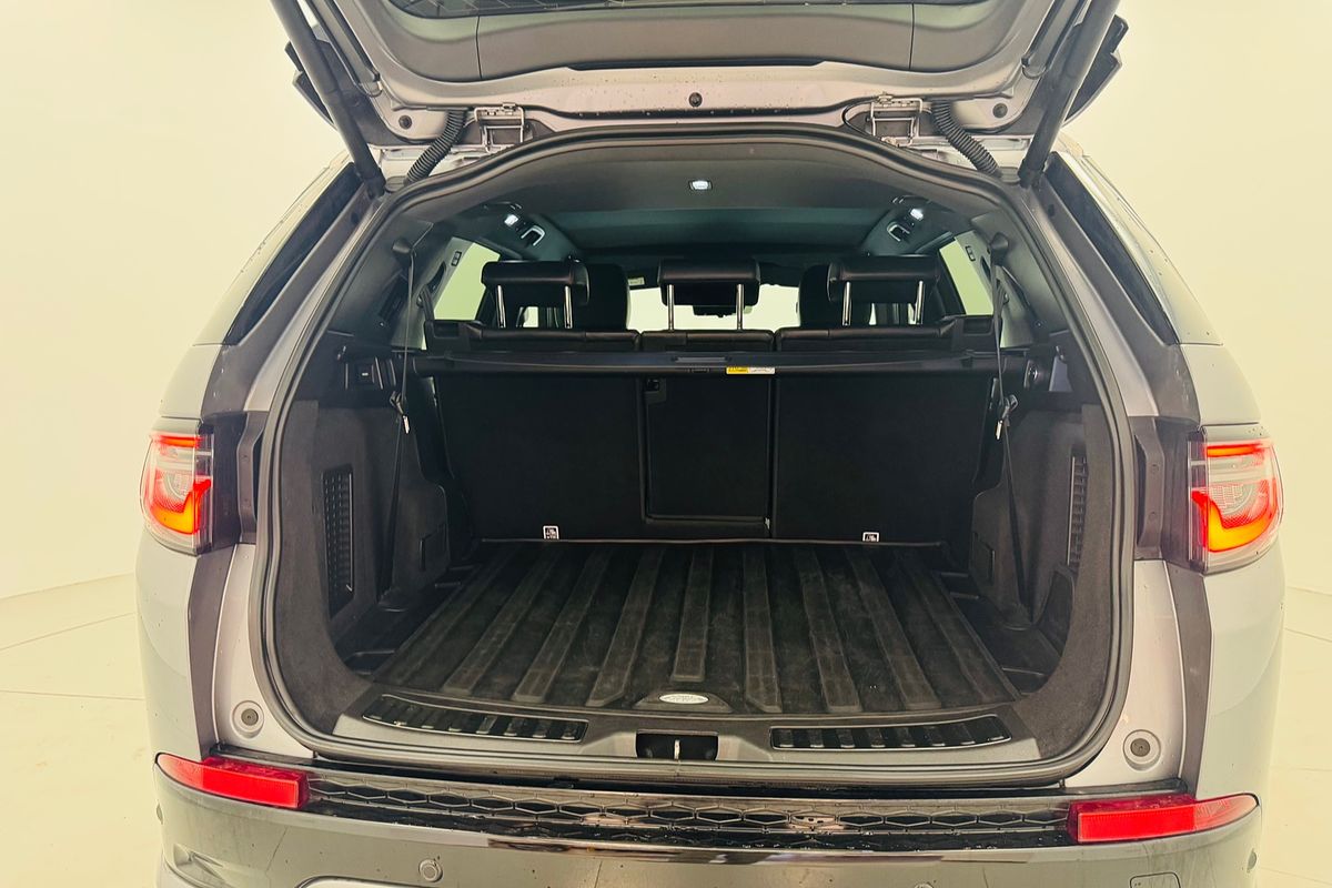 2021 Land Rover Discovery Sport P250 R-Dynamic SE L550