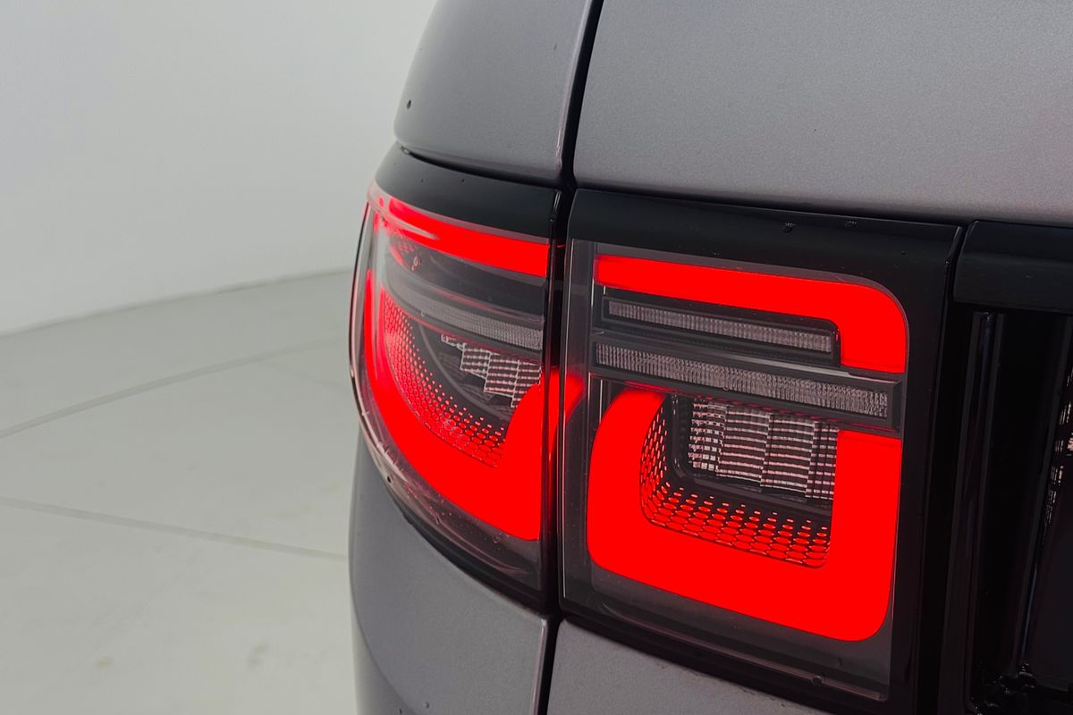 2021 Land Rover Discovery Sport P250 R-Dynamic SE L550
