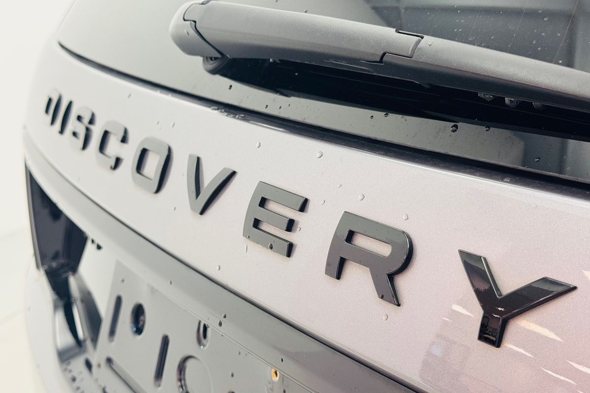 2021 Land Rover Discovery Sport P250 R-Dynamic SE L550