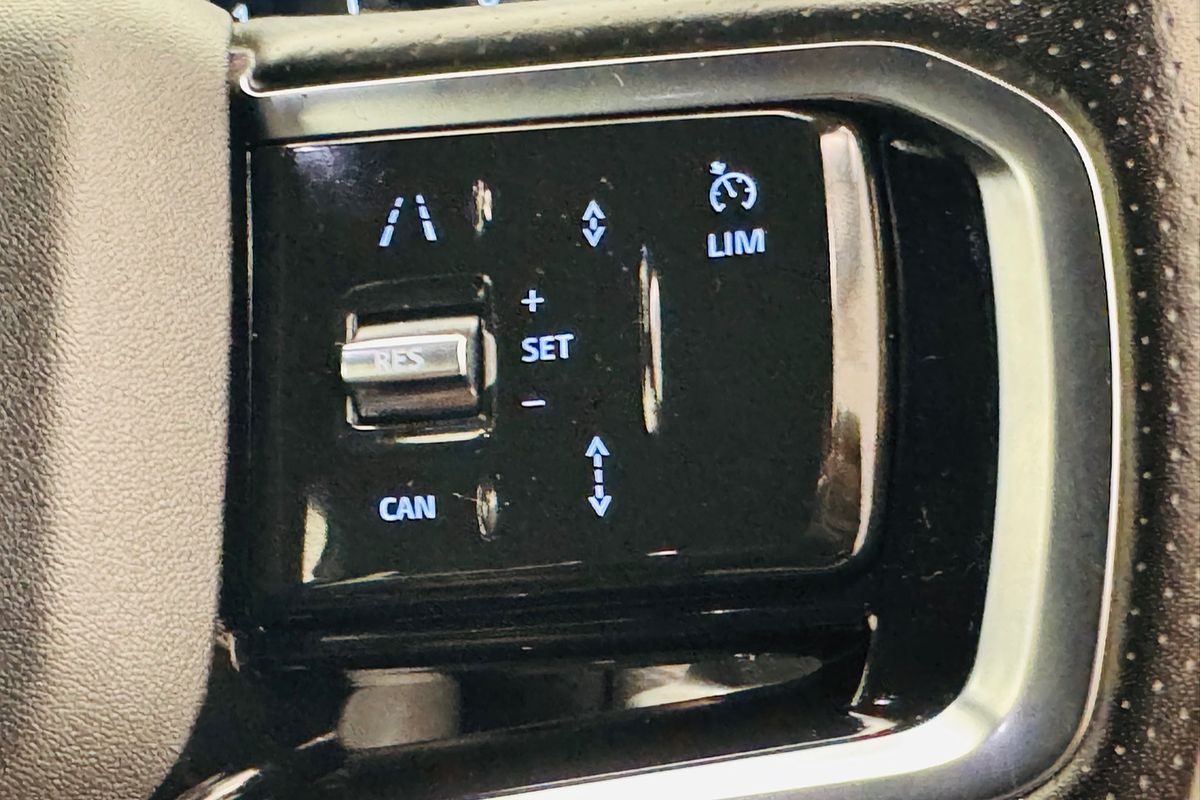 2021 Land Rover Discovery Sport P250 R-Dynamic SE L550