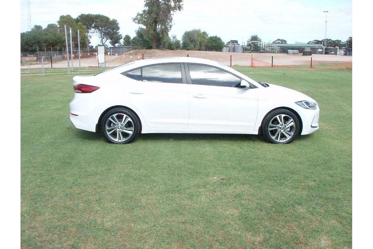 2017 Hyundai Elantra Elite AD