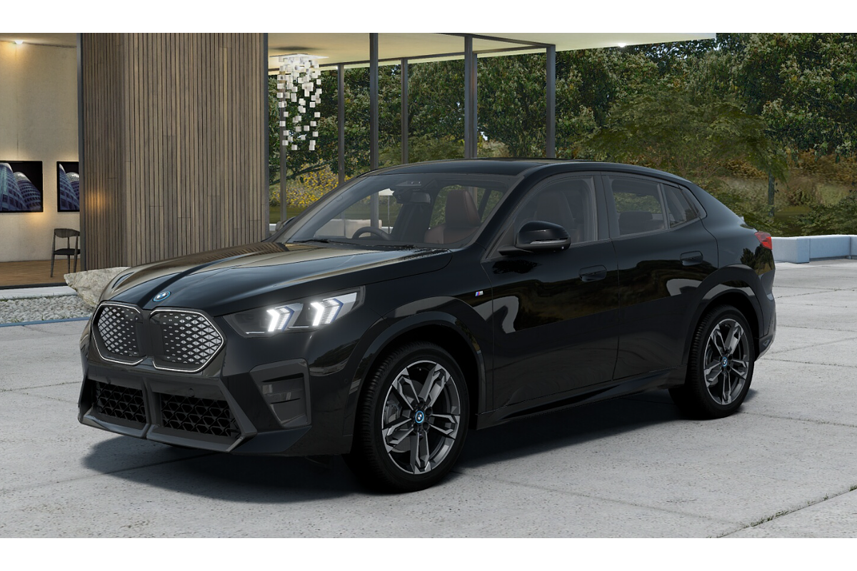 2024 BMW iX2 xDrive30 M Sport U10