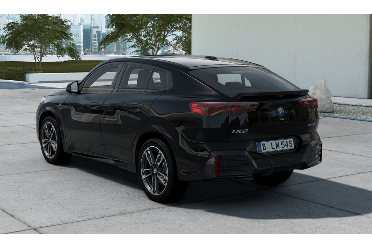 2024 BMW iX2 xDrive30 M Sport U10