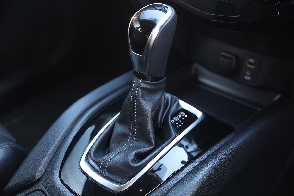 2018 Nissan X-TRAIL ST-L T32 Series II