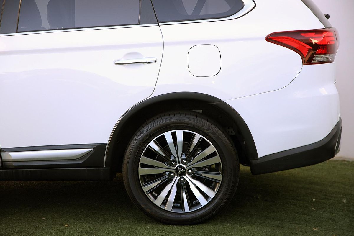 2019 Mitsubishi Outlander Exceed ZL