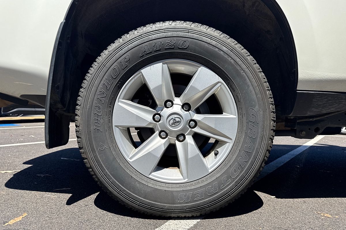 2023 Toyota Landcruiser Prado GX GDJ150R