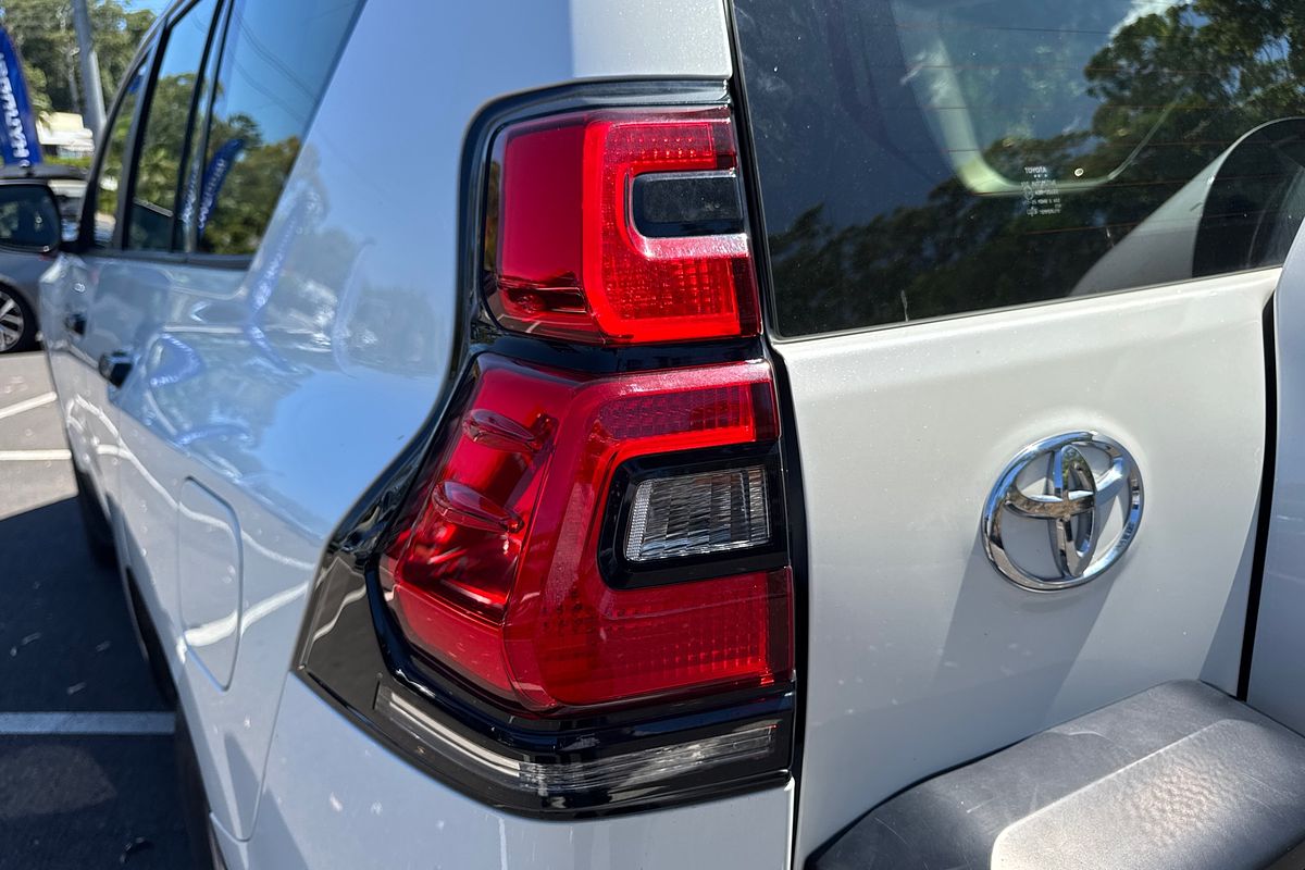 2023 Toyota Landcruiser Prado GX GDJ150R