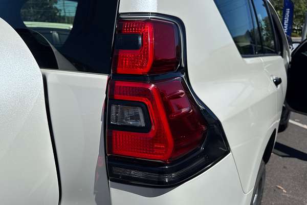 2023 Toyota Landcruiser Prado GX GDJ150R