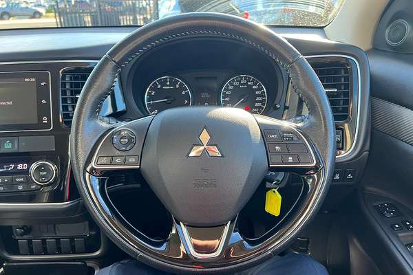 2017 Mitsubishi Outlander ES ADAS ZL