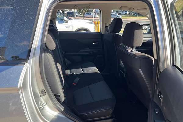 2017 Mitsubishi Outlander ES ADAS ZL