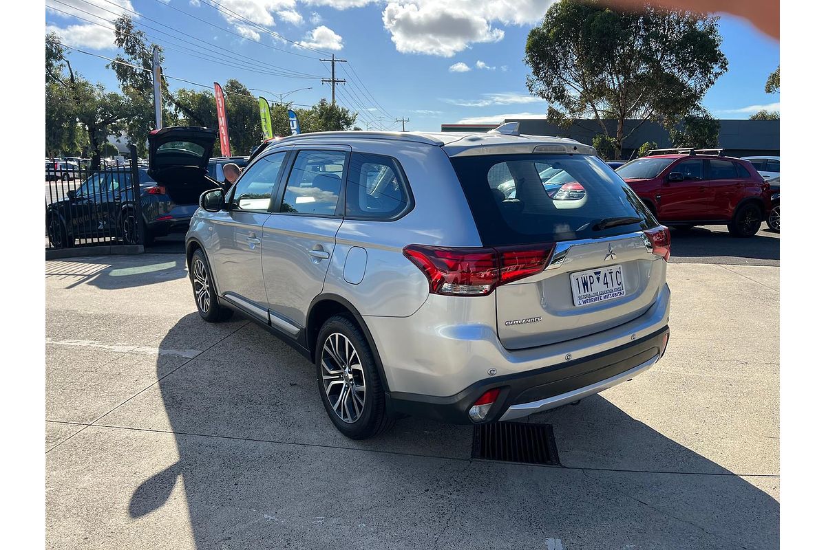 2017 Mitsubishi Outlander ES ADAS ZL