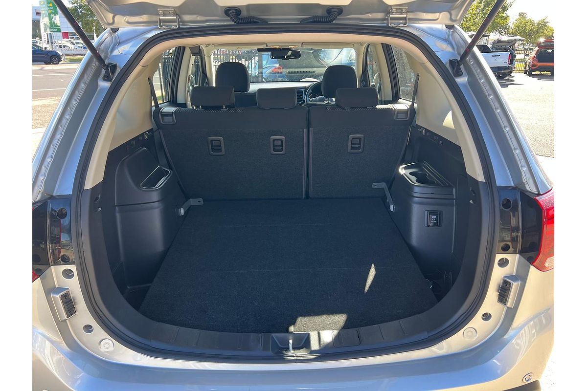 2017 Mitsubishi Outlander ES ADAS ZL