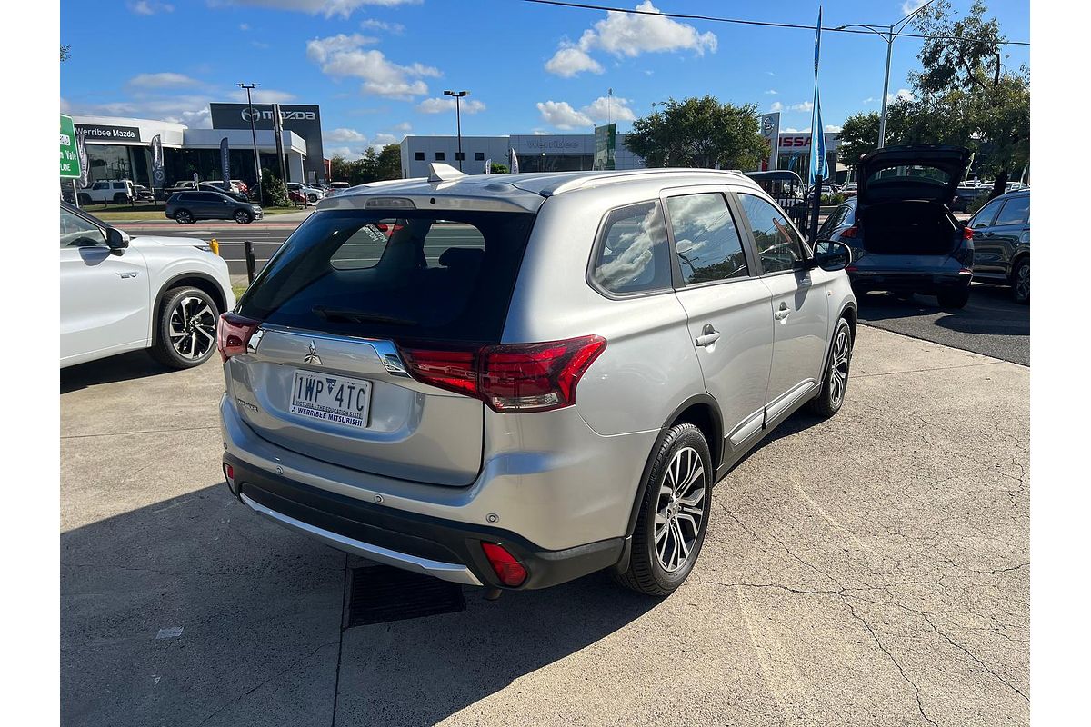 2017 Mitsubishi Outlander ES ADAS ZL