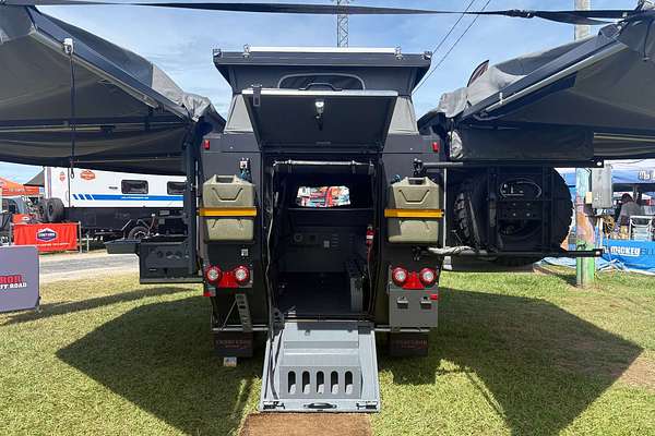 2023 Conqueror UEV-440 Platinum