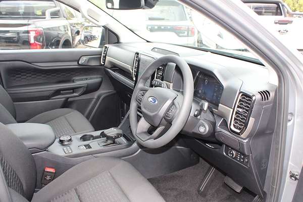2024 Ford Everest Ambiente