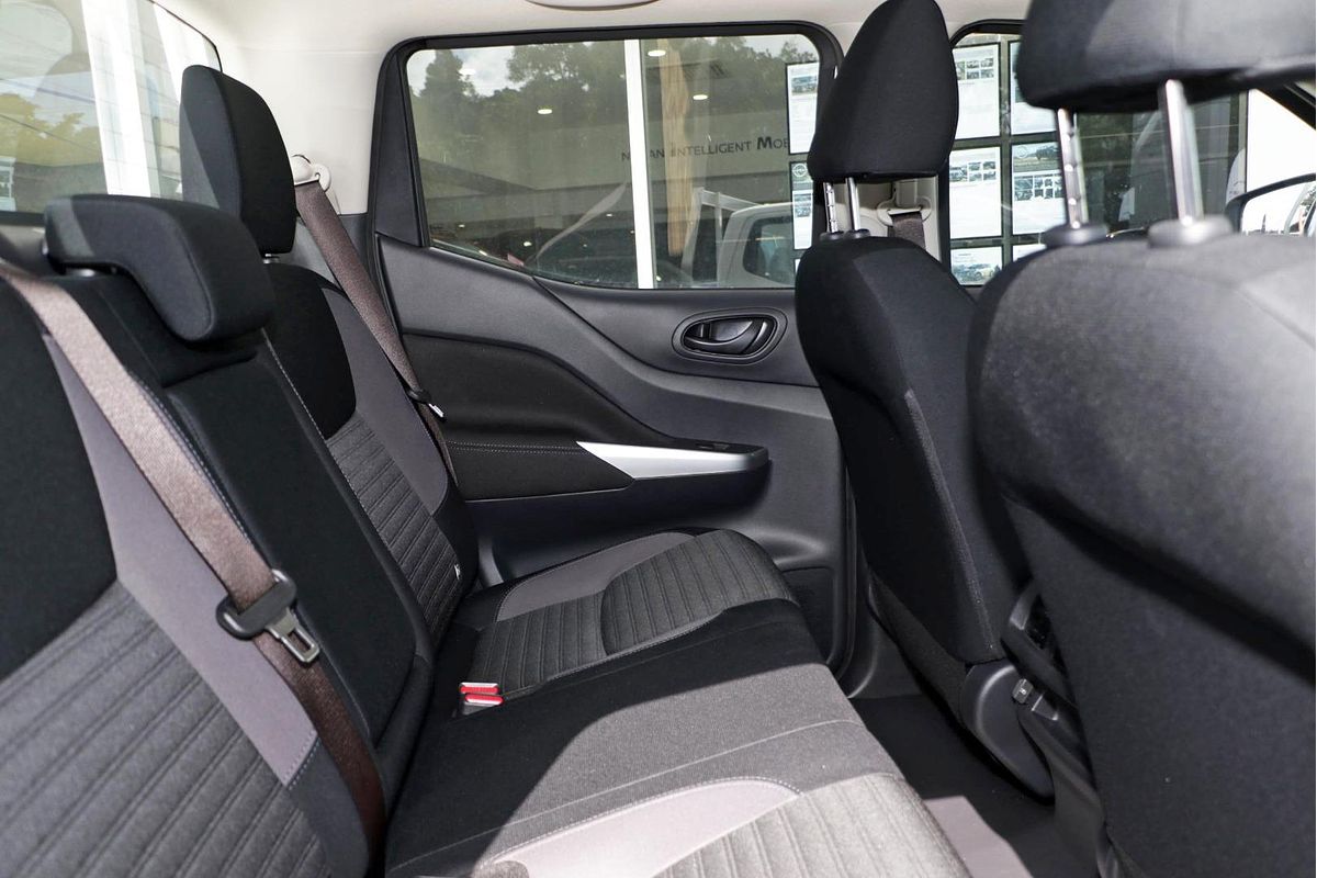 2024 Nissan Navara SL D23 4X4