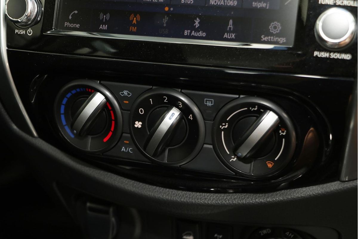 2024 Nissan Navara SL D23 4X4